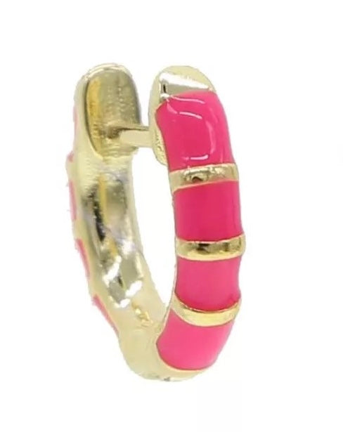 Neon huggie Oorbel