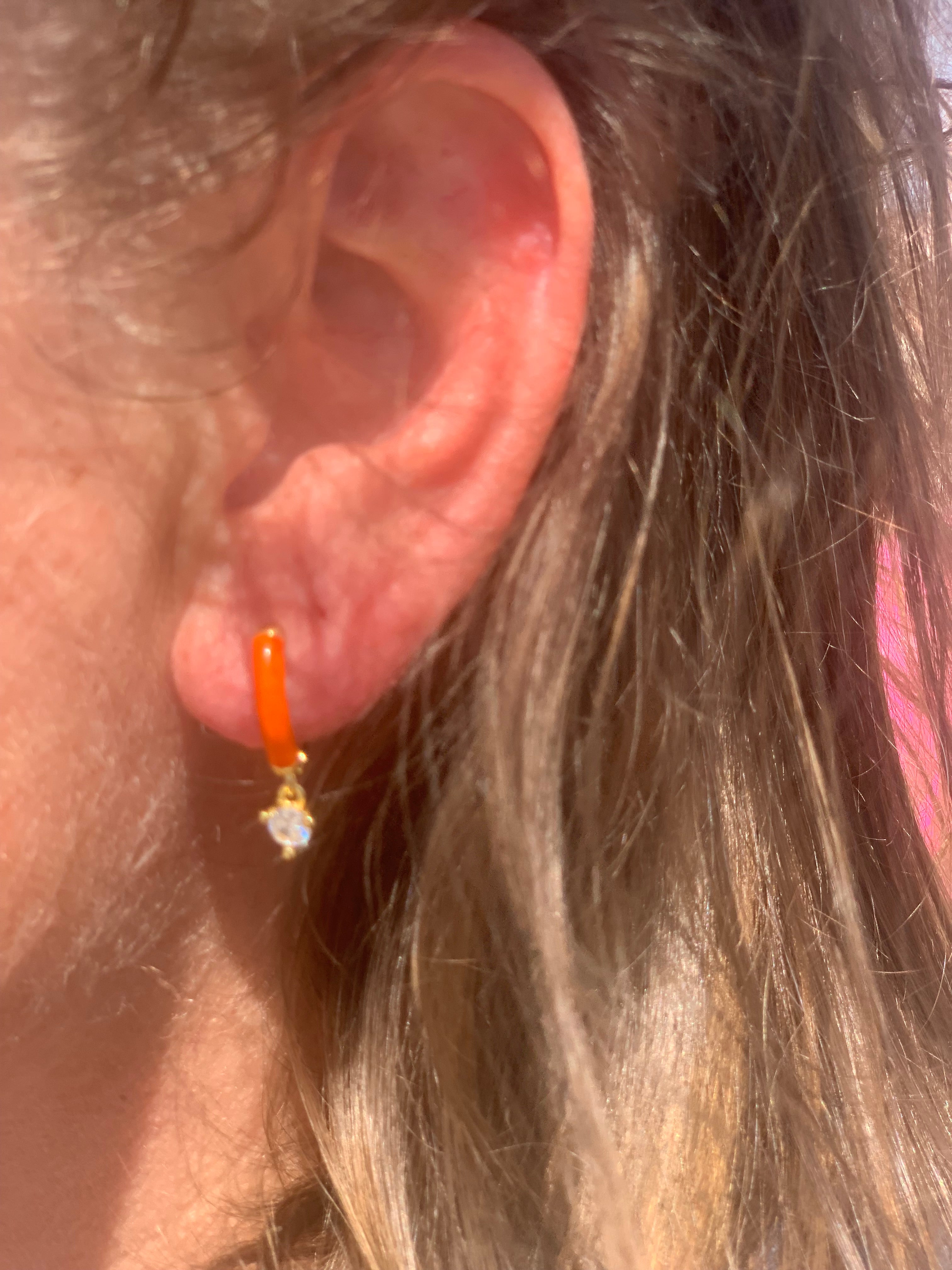 Neon zirkonia hoop oorbel