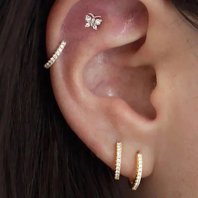 Puces d'oreilles papillon en zircone