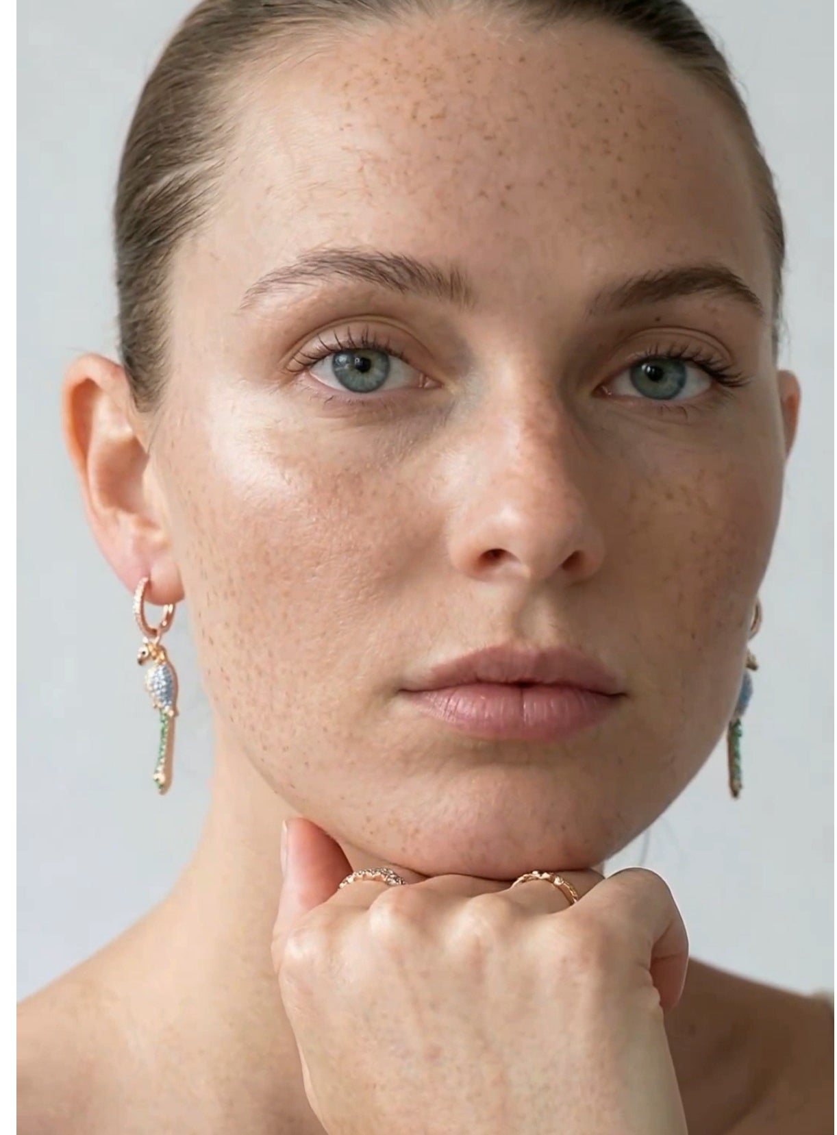Parrot cubic zirconia hoop earrings