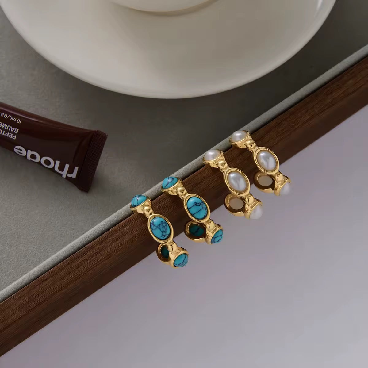 Parel gold hoop oorbellen