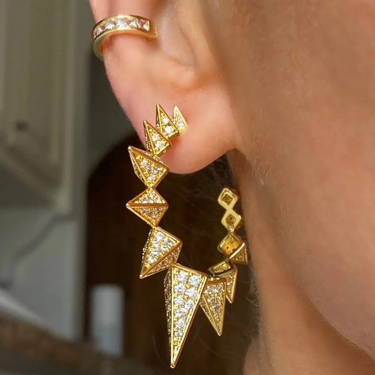 Spikes all around earrings
