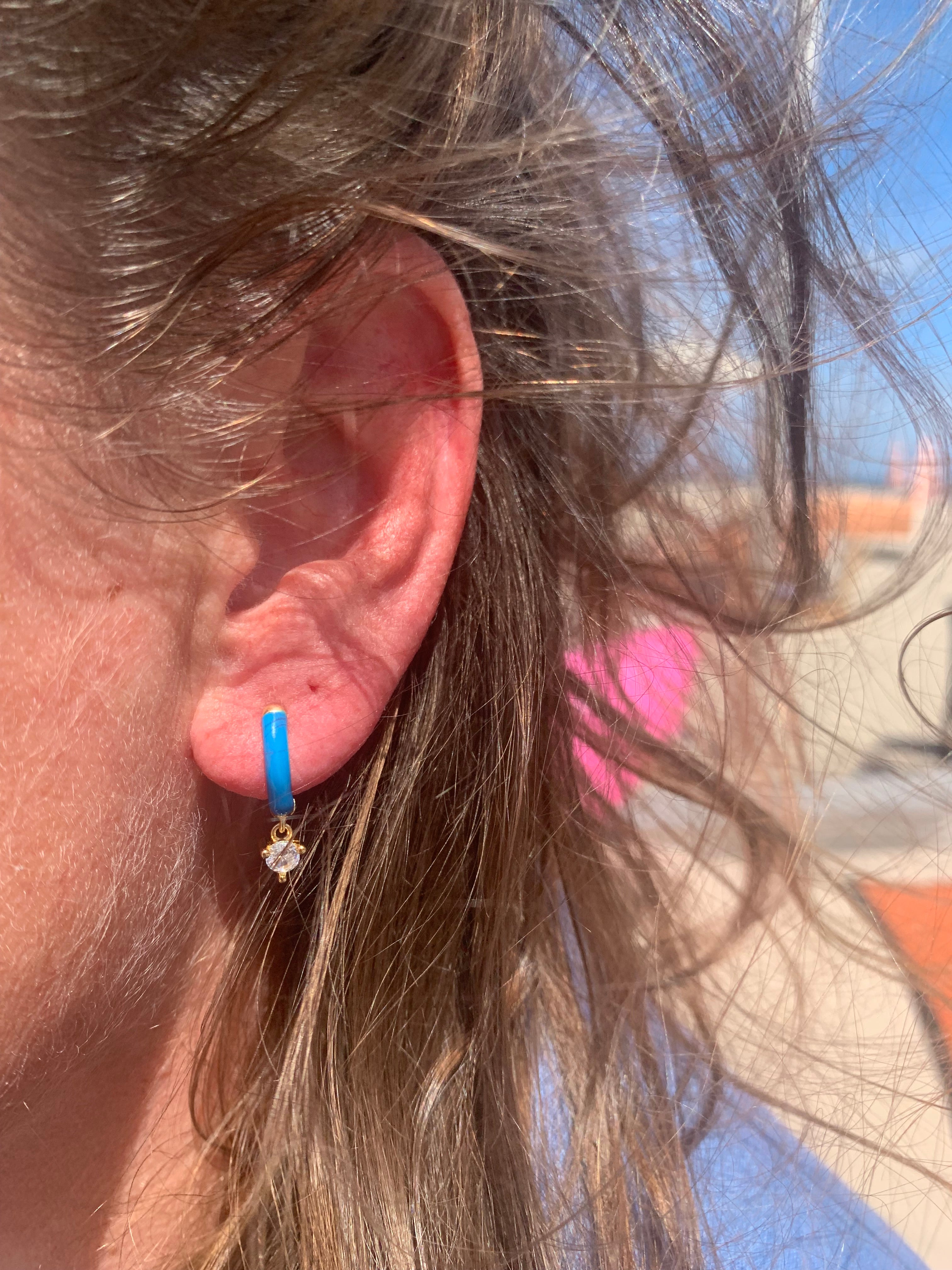 Neon zirkonia hoop oorbel